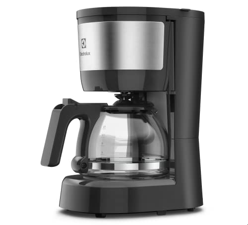 Electrolux Cafeteira Elétrica Inox filtro permanente removivel corta pingos capacidade 600ml 15 xicaras função manter aquecido sistema ECM10